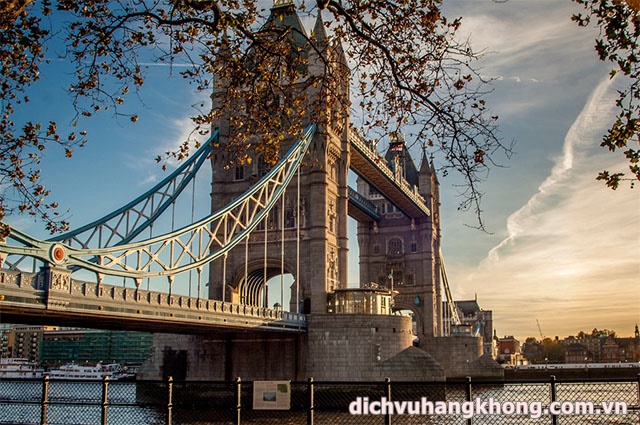 cầu treo london