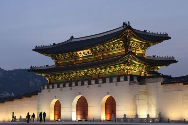 Khám phá 12 biểu tượng xứ Hàn thơ mộng