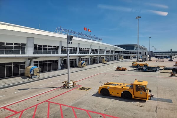 Sân bay Cam Ranh CXR